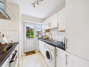 Photo 21- click for photo gallery